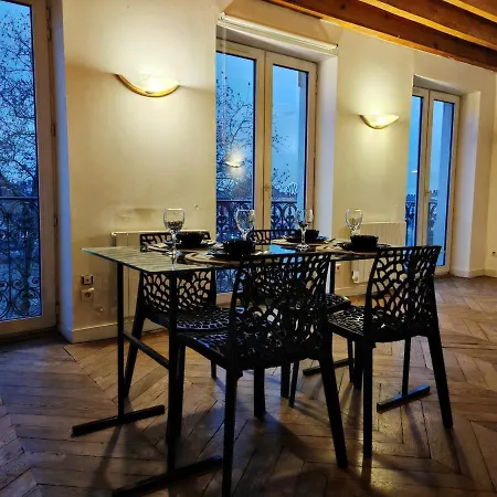 아파트 Grand Loft Bourgeois, Coeur Vieux